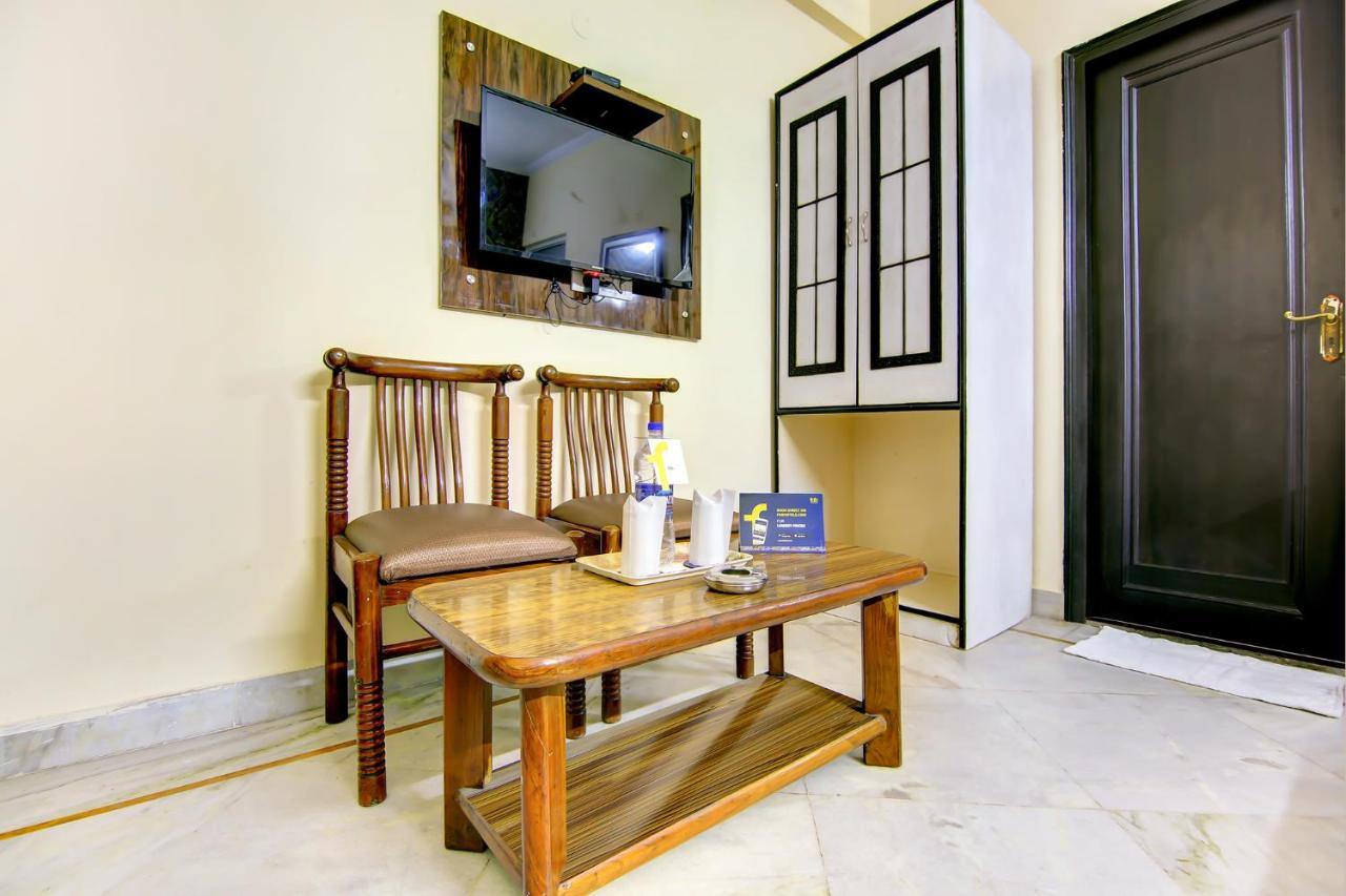 דלהי Fabhotel Le Heritage Karol Bagh מראה חיצוני תמונה